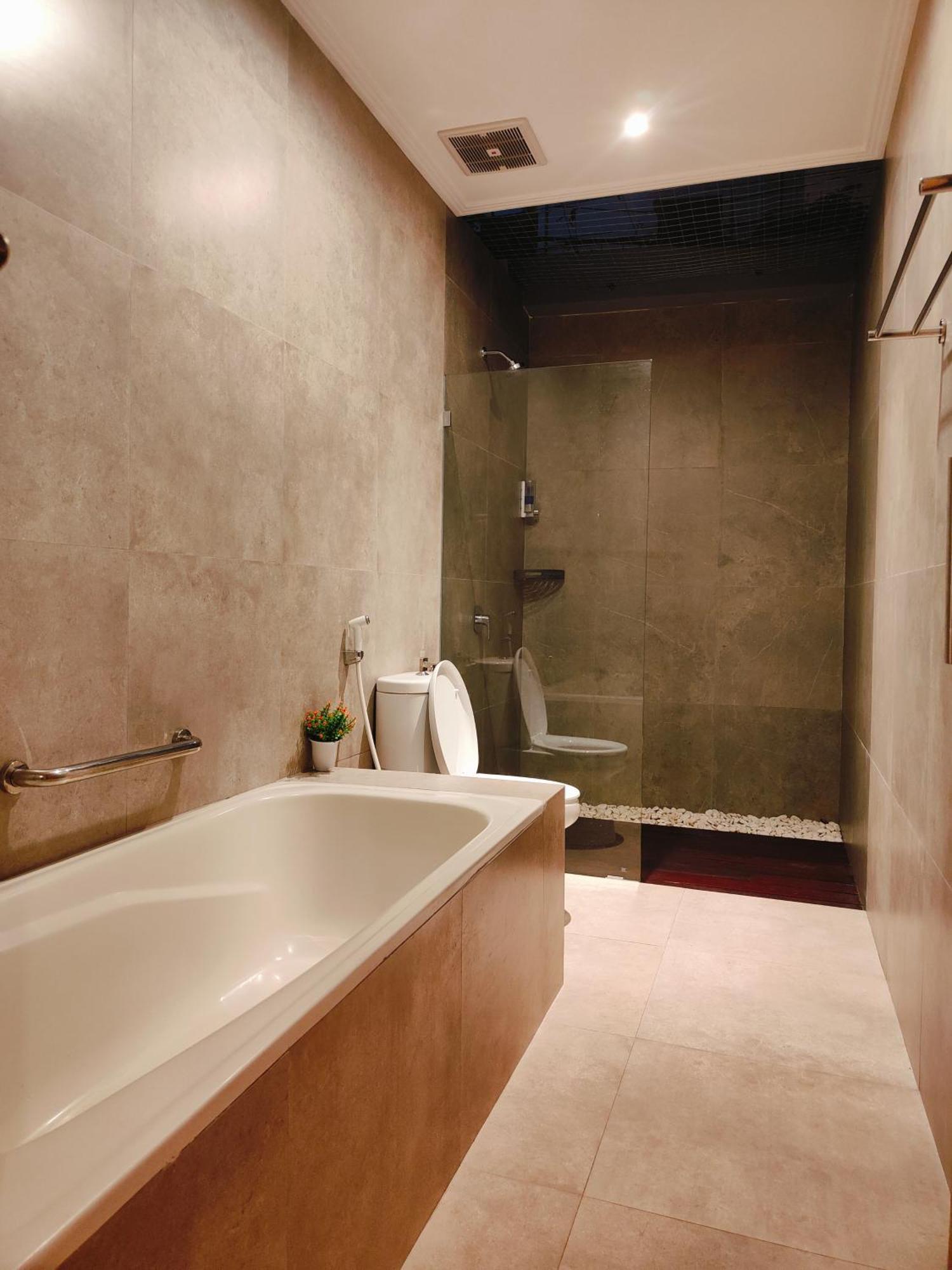 RedDoorz @ Rabasta Kuta Residence Bagian luar foto